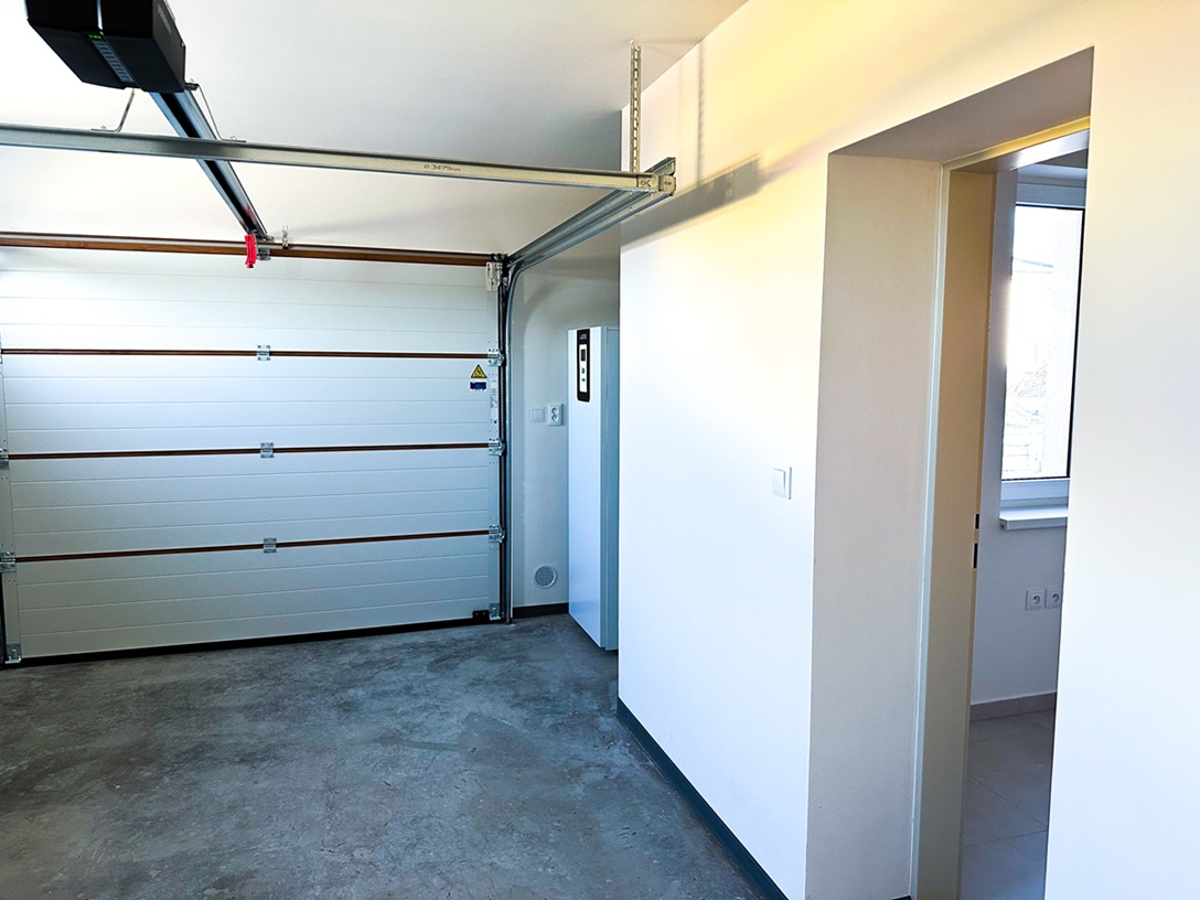 Garáž domu EXCELENT FAMILY